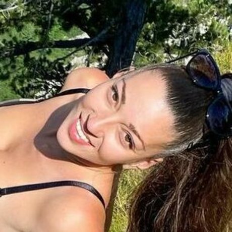 curvy muscle onlyfans free pictures