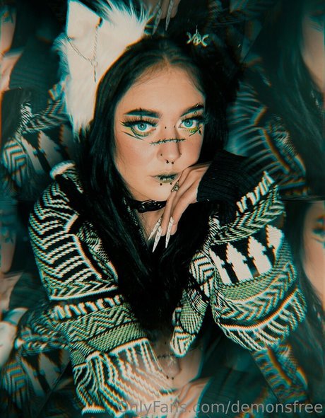 demonsfree star nudes pics