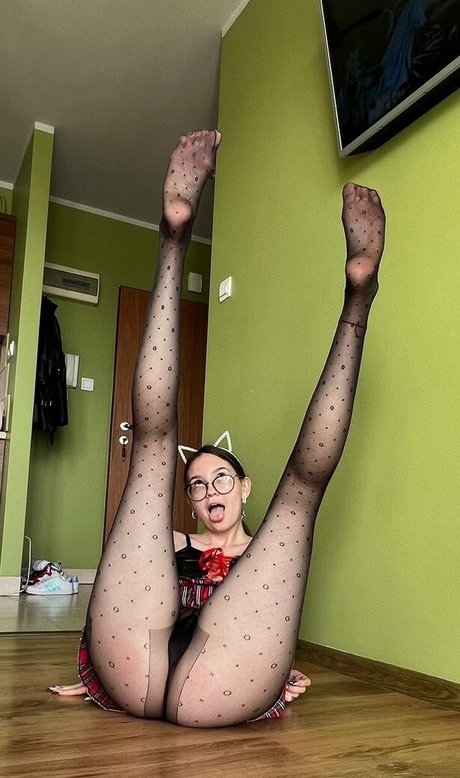 naughtly student top star image