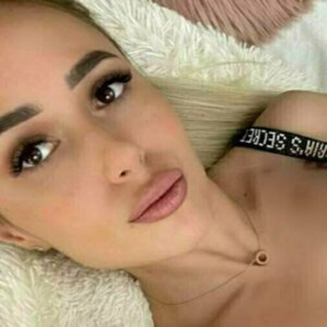 chloehoneyyy best star photo