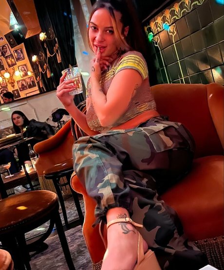 Sally Spice model sexy galleries