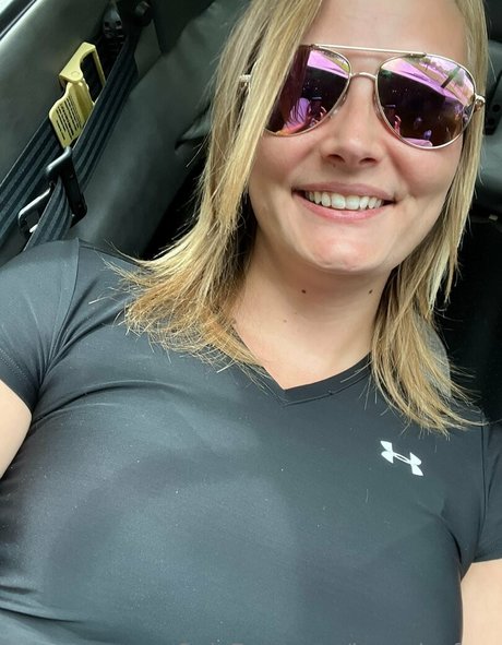 onehotmomma1220free perfect actress pic