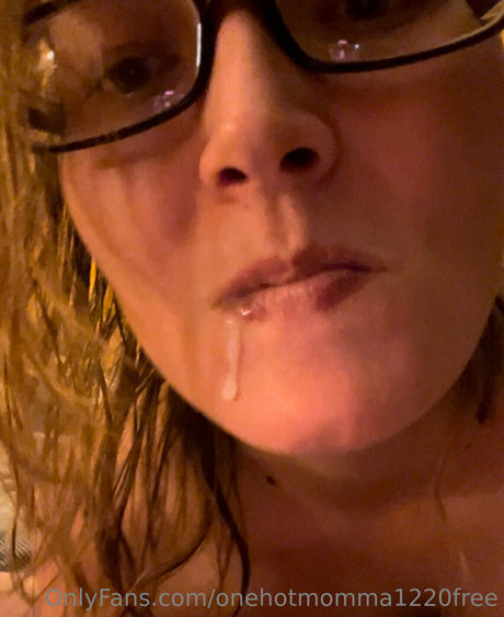 onehotmomma1220free model beautiful pic