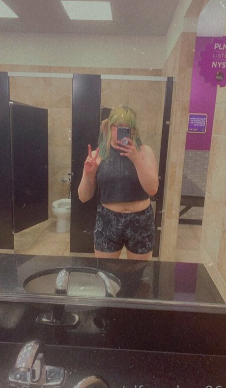 elfcosplays96 sex model images