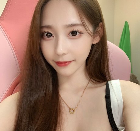 rofvmtm hd pornstar pics