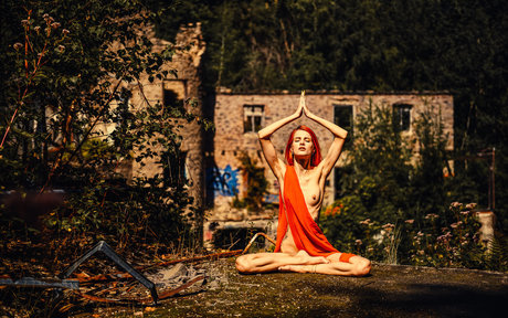 DinaCat pornstar xxx photo