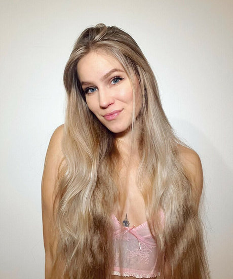 Nadja Arhar pornstar sexy archive