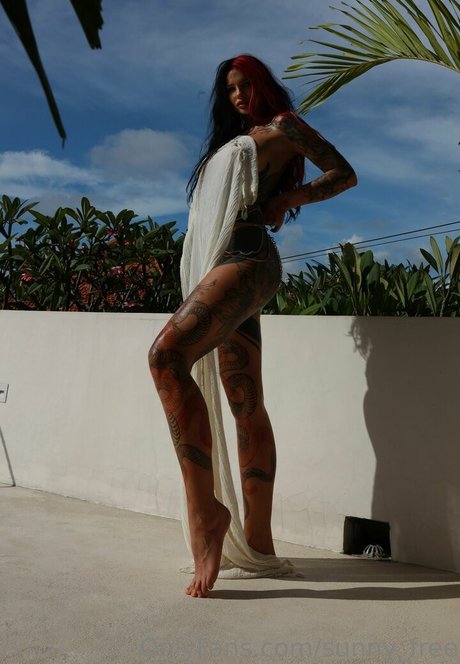 muscle nude onlyfans pornographic images