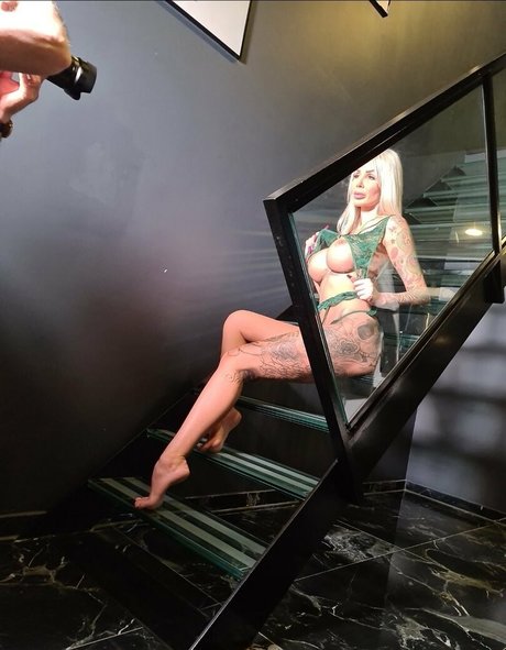 blondiebombxxx pornstar hot pictures