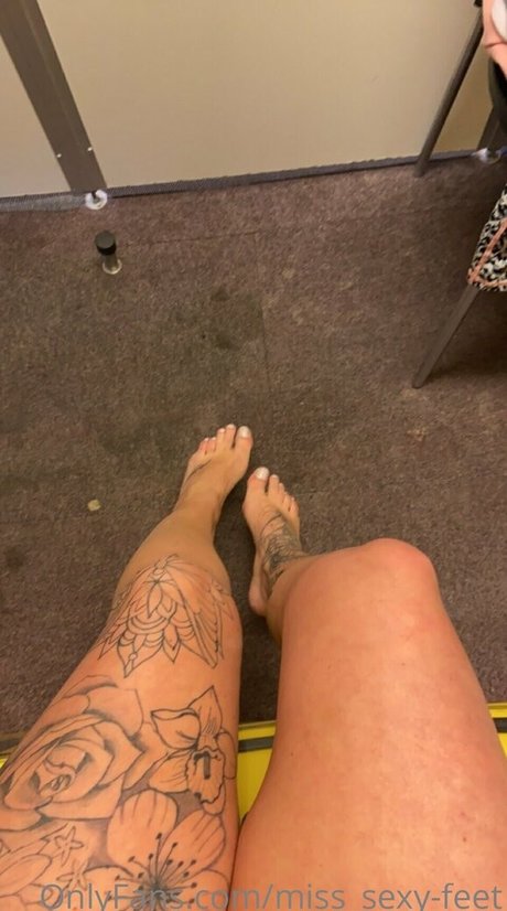 miss sexy feet best model pictures