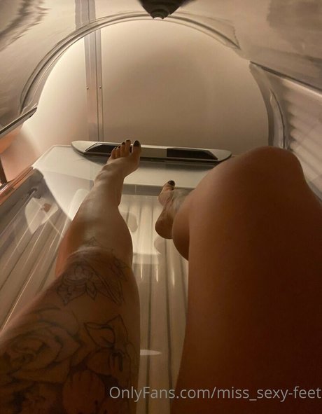 miss sexy feet exclusive actress galleries