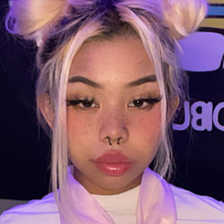 Mochimae nude star pics