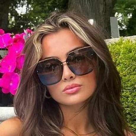 Ava Rose Giannini xxx model picture