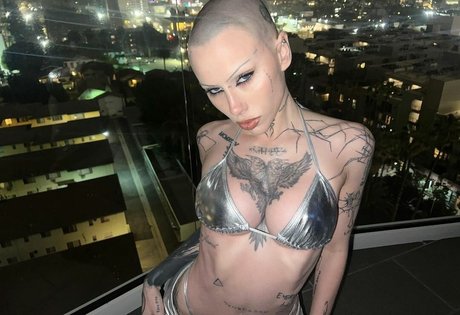 Siiickbrain nude pornstar photo