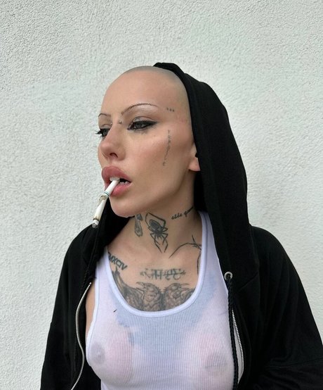 Siiickbrain nudes star photo