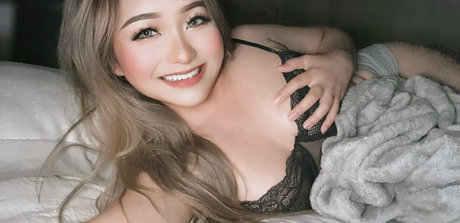 Onlymickyy pornstar high quality img