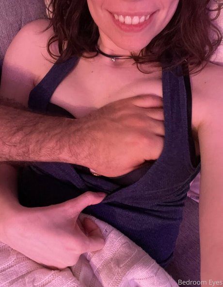 bedroom eyes free Profile photo