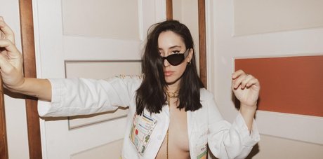 Elohim star naked pics