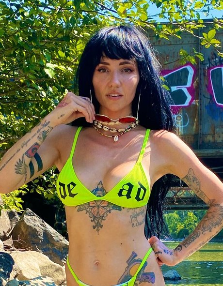 Poxleitner perfect model pictures