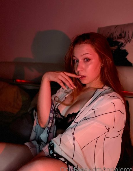 toripierce hd actress img