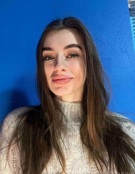 babe brunette onlyfans free naked gallery