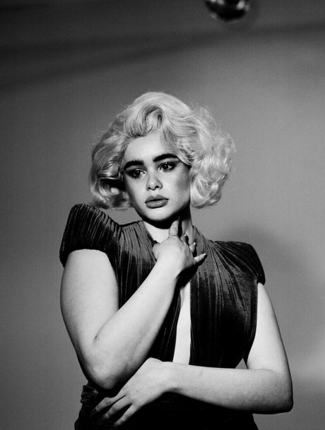 Barbie Ferreira perfect star archive