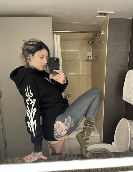 droptopsavage porn model images