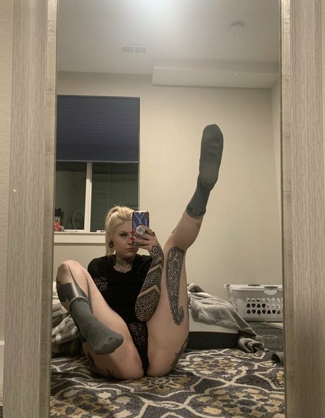 droptopsavage nude star pics