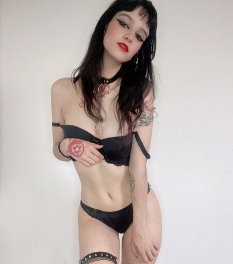 Vamplayla top actress image