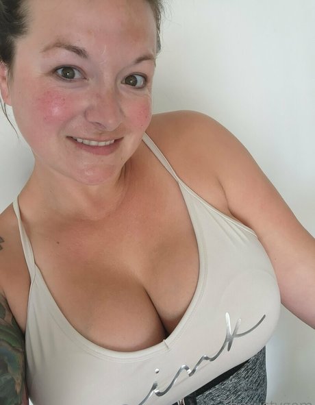 TheRustyGem nude star photos