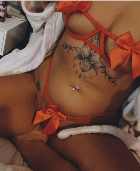 kerrieessex pornstar perfect picture