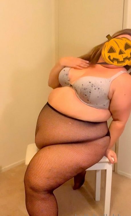 kellybellybbw model porn pictures