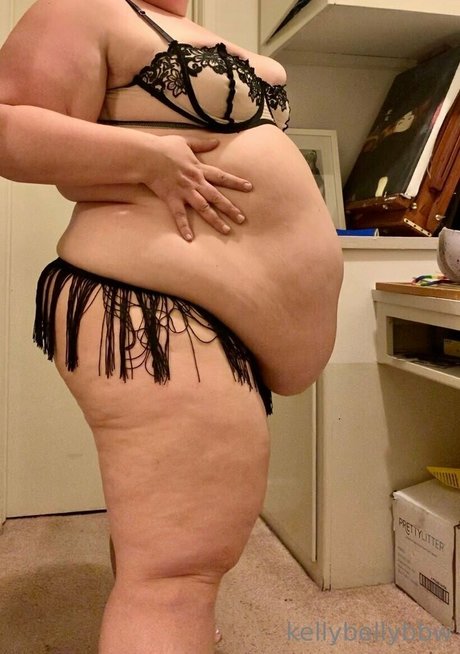 kellybellybbw adult model photo