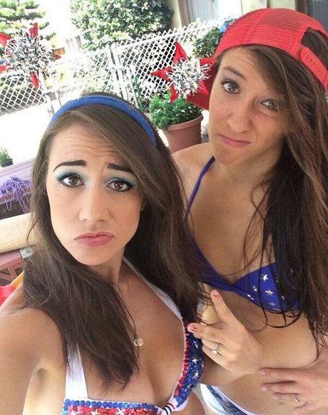 Colleen Ballinger model sexy picture