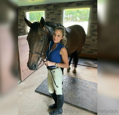 shellyrock nude actress pic