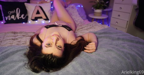 arielking69 pornstar high quality image