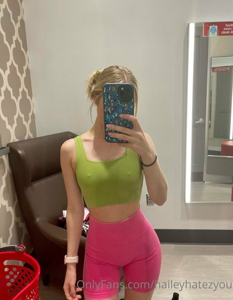 pussy wet onlyfans beautiful xxx picture