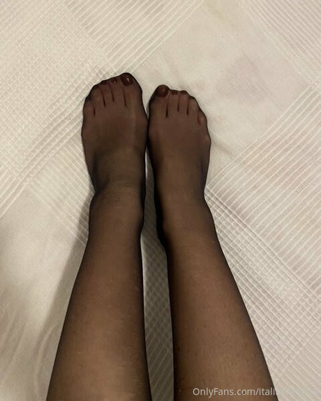 italianfeetluv star top galleries