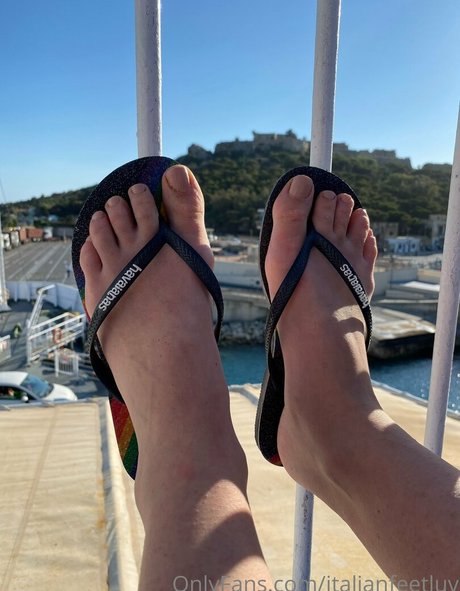 italianfeetluv star art photos