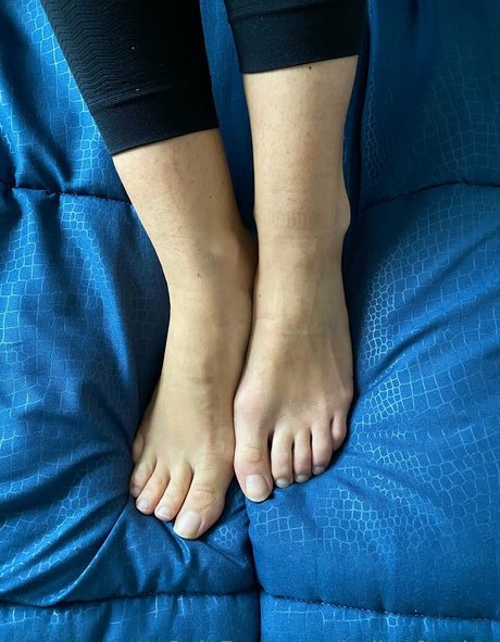 italianfeetluv star sex archive