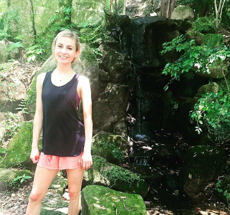 Tarah Kayne adult star images