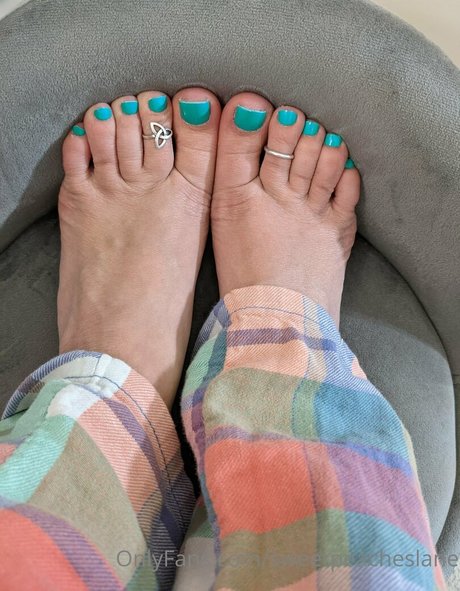 sweetpeacheslane erotic model photo