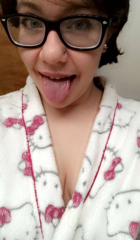 jennikatfree erotic model gallery