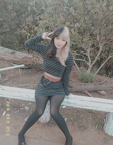 Momoiro Cosplay perfect pornstar pic