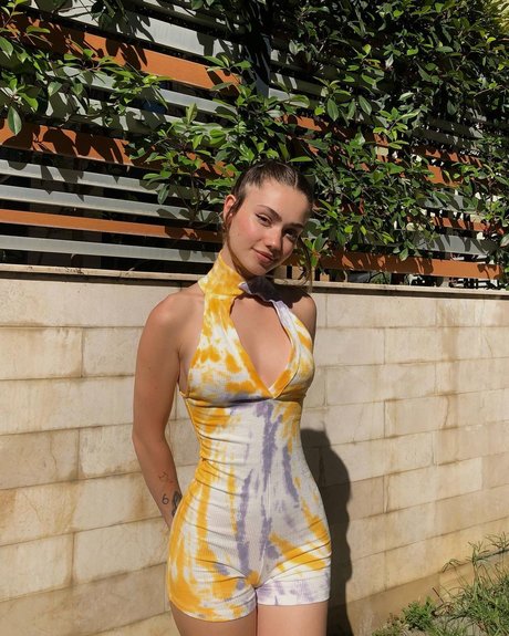 Melike Saygin sexy model image