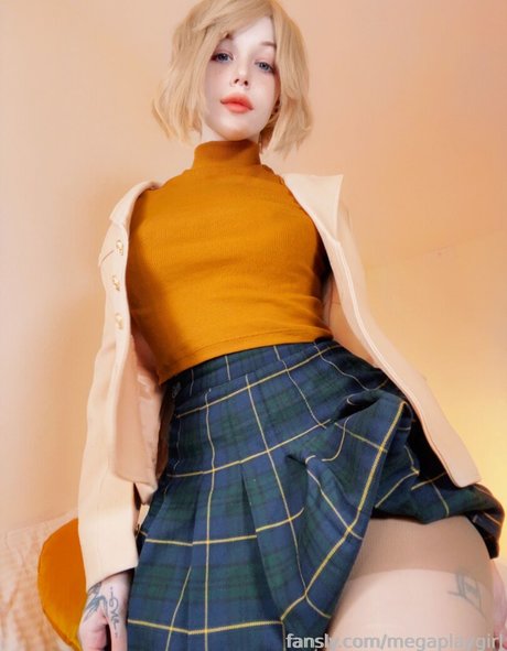 Megaplaygirl perfect model photo