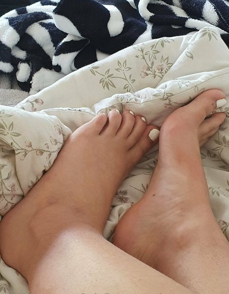 lunamoonnn naked model picture