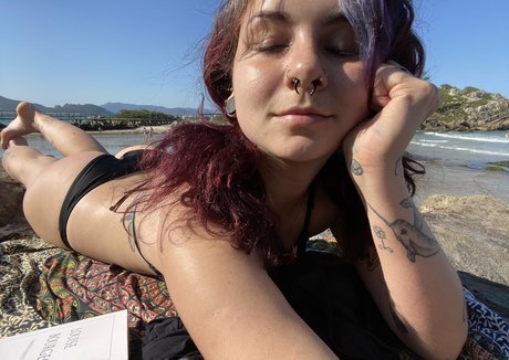 Agnees Monteiro erotic star pictures