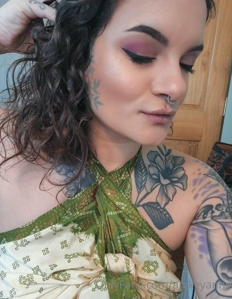 arckeyanne nice model img