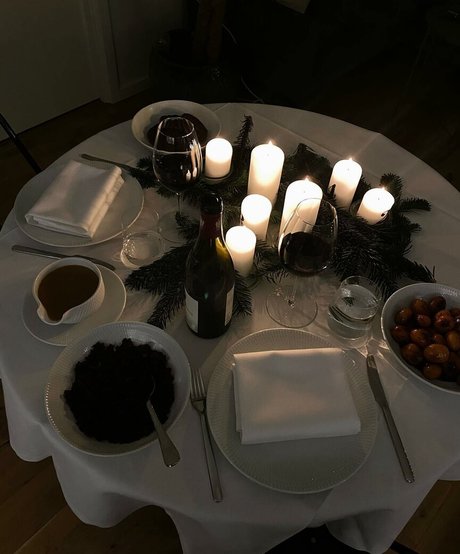 Linea Sindt top star galleries